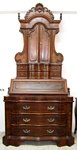armoire and vitrin